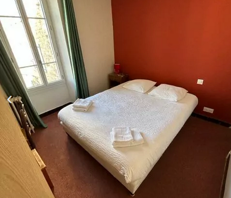 Hôtel le Louvre, Sault